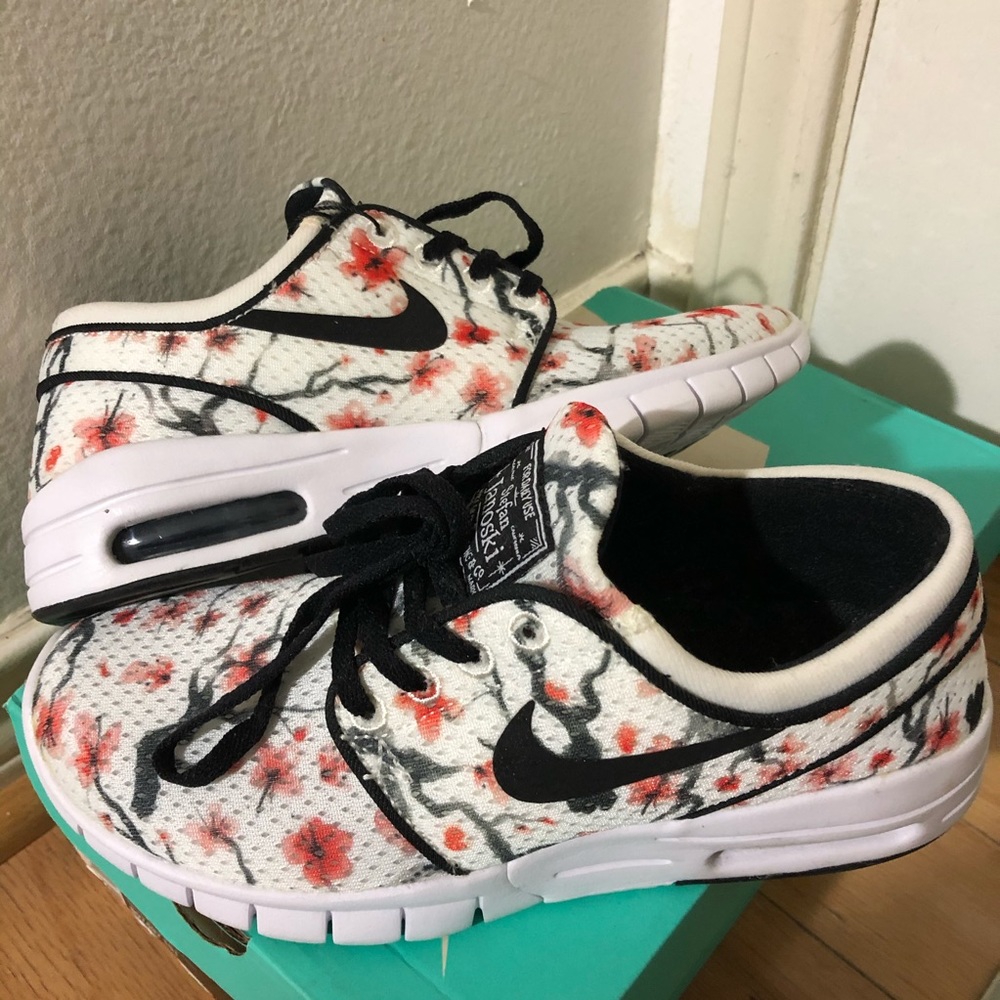 Nike Air Max SB Stefan Janoski Cherry Blossom
